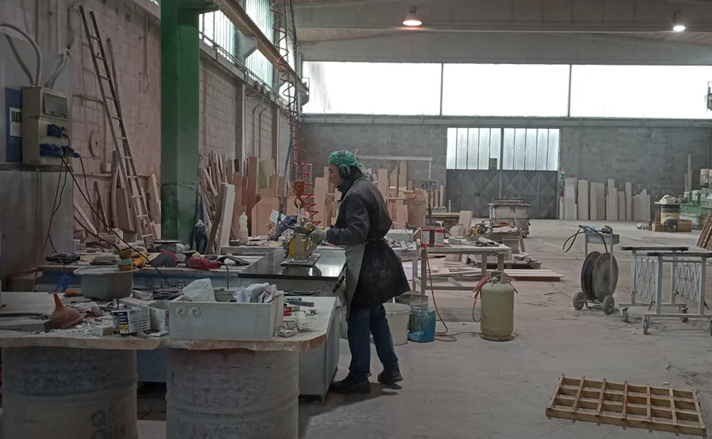 MARMI-BONAZZOLI-LAVORAZIONI-E-FINITURE