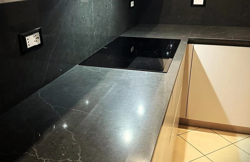 MARMI-BONAZZOLI-cucina polarstone) MARMI-BONAZZOLI-cucina polarstone)
